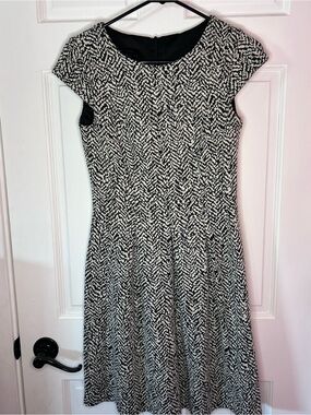 AB Studio Black and White Cap-Sleeve Midi Dress